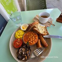 Full-English vⁿ, 😋 at The Veg Box Cafe - Canterbury in Canterbury