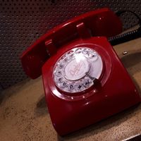 Vintage phone at Cupkie in Paris