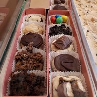 Coffret Cookie dough at Cupkie in Paris