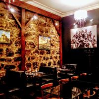 interior at Il Paparazzo in Valparaiso