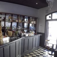 the bar at Il Paparazzo in Valparaiso