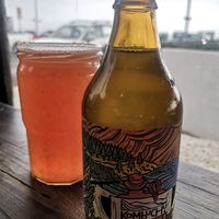 Juice and local kombucha at El Patio in Renaca