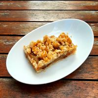 Apfel-Streuselkuchen at Brotgefuehle in Leipzig