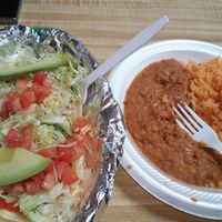 Veggie tacos with refried beans and rice at Tacos Mi Tierra in Harrisburg
