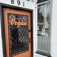 Fell in love with the exterior  at Lifestyle Cafe in Columbus