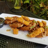 Oyster mushroom "chickn" and waffles 🤤🤤 at Lifestyle Cafe in Columbus
