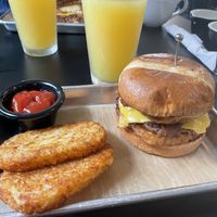 Big Brunch and Big Mosas  #Veganuary at 4th & State in Columbus