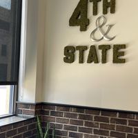 Great decor!! at 4th & State in Columbus