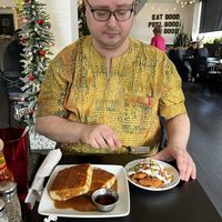 Breakfast at 4th & State in Columbus