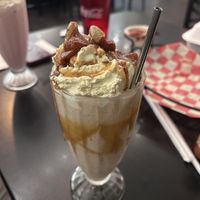 Apple caramel shake  at 4th & State in Columbus