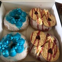  at Doughnotts in Lincoln