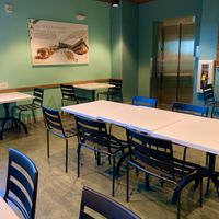 Indoor seating at Down to Earth - Store and Deli in Aiea