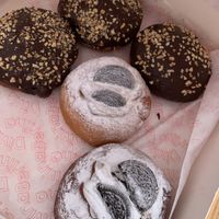 Take away order for a birthday. Oreo cream and chocolate with Nutella at Divina Berlina in Tenerife