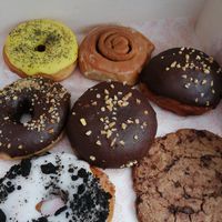 No vuelvo a pedir los cubiertos con azúcar glass, demasiado para mi, el resto riquísimo at Divina Berlina in Tenerife