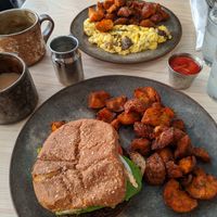 Veggie burger and mushroom soft scramble at Bearcat Cafe - CBD in New Orleans