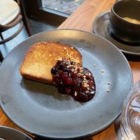   at Leuchtendroter in Frankfurt