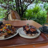  at Leuchtendroter in Frankfurt