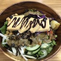 Make your own bowl at Kulay in Coron