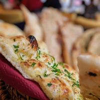 Leckeres Naan, Roti gibtes auch vegan at Amrit in Berlin