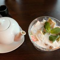 Tea and desert at KIM999 in Berlin