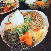 Curry mit „Ente“ war sehr lecker und macht mir glücklich. at KIM999 in Berlin