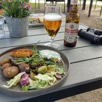 Roast lunch and a Swedish beer at Skrylle in Soedra Sandby