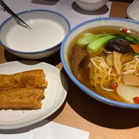 Almond milk and Noodle soup at Kōng Yě Sù MiànShí 空也素麵食 in Taichung