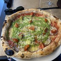 Vegan pizza at Non Solo Pane in Condeixa