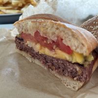 Special burger at Furahaa - Vegan in Paris