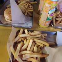 The side fries at Furahaa - Vegan in Paris