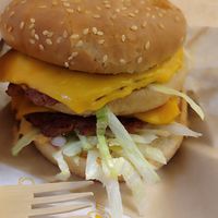 Vegan burguer at Furahaa - Vegan in Paris