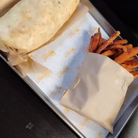 Street food at Furahaa - Vegan in Paris