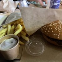Little hamburger    at Furahaa - Vegan in Paris