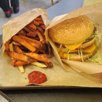  at Furahaa - Vegan in Paris