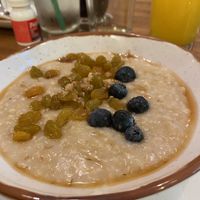 avena  at Truth & Tonic in Las Vegas