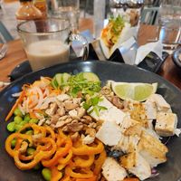 Vietnamese salad with tofu at Truth & Tonic in Las Vegas