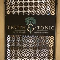 😀 at Truth & Tonic in Las Vegas
