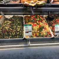 Clearly marked Vegan options at SYD - SumoSalad - T1 in Sydney