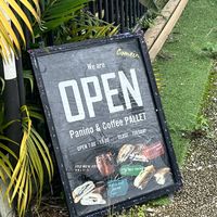 Hours  at Pallet Panini in Onna