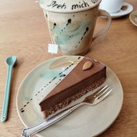 Schoko Mousse Kuchen und Tee at Alge in Villach