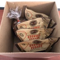 Caja de Brownies / Brownies Box at Bahji Bakery Rosales in Bogota