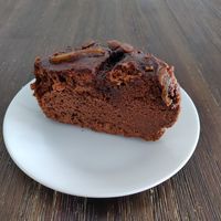Slice of chocolate cake at Bahji Bakery Rosales in Bogota