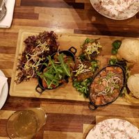 Hoofdgerecht voor 2 personen. Zeer smakelijk en zeker ook voldoende! at Dende in Leiden