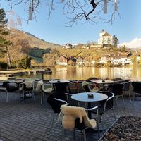 Outdoor seating at Galerie am See in Buchs