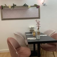 Decoration at Healthy Lounge in Antibes