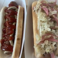 Yummy vegan hot dogs! Loads of toppings available 🤤🌭  at The Orbit Room in Bloomington