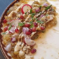 Berenjena asada con salsa de tahini, Granada at Barganzo in Madrid