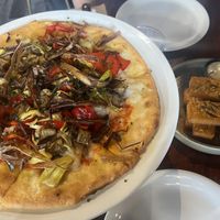 pizza + polenta chips❤️  at Pizza Farro in Windsor