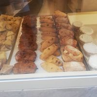 The three in the middle are vegan at Panificio Giovanni Volpe in Venice
