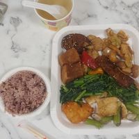  at Yuán Yuán SùShí 圓圓素食 in Taichung